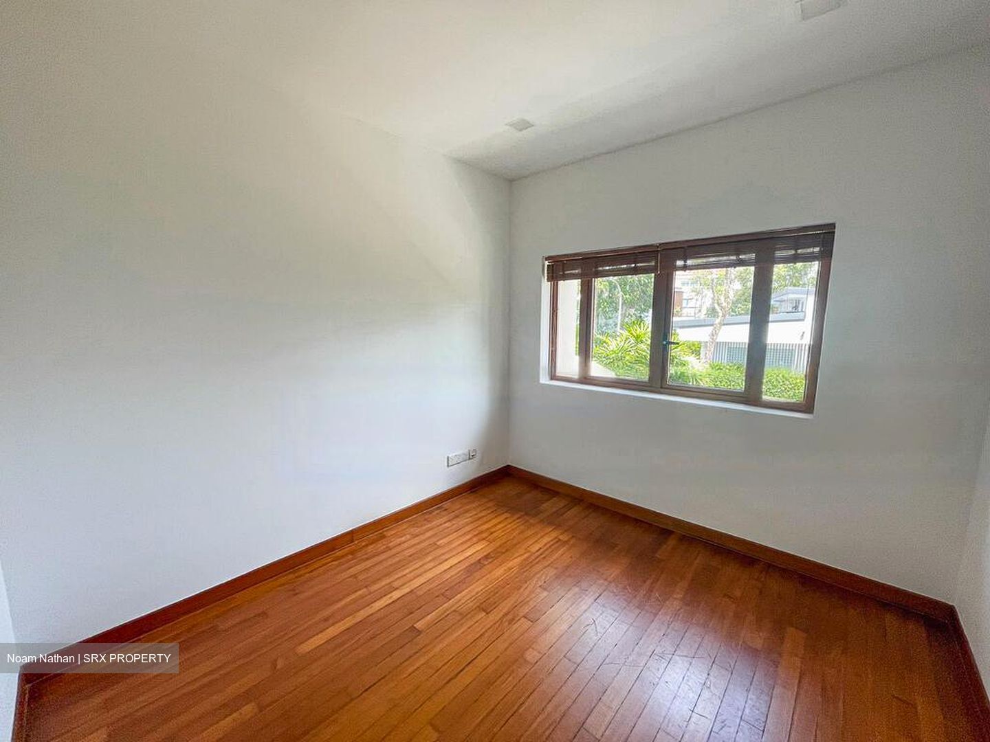 Barker Road (D11), Condominium #461902821